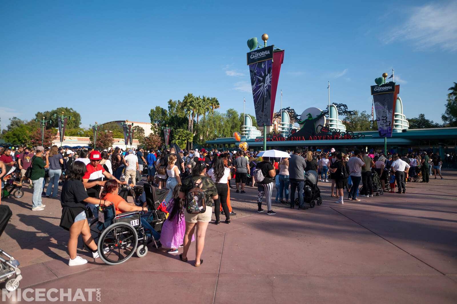 , Oogie Boogie Bash Scares Up Halloween Fun at the Disneyland Resort