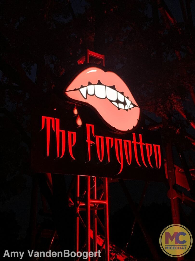 , Busch Gardens Tampa Howl-Scream 2022 Sneak Shriek