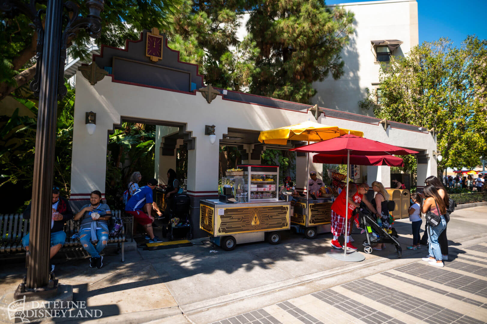 , Dateline Disneyland: Jessica Rabbit covers up as Lightning Lane moves in at Disneyland