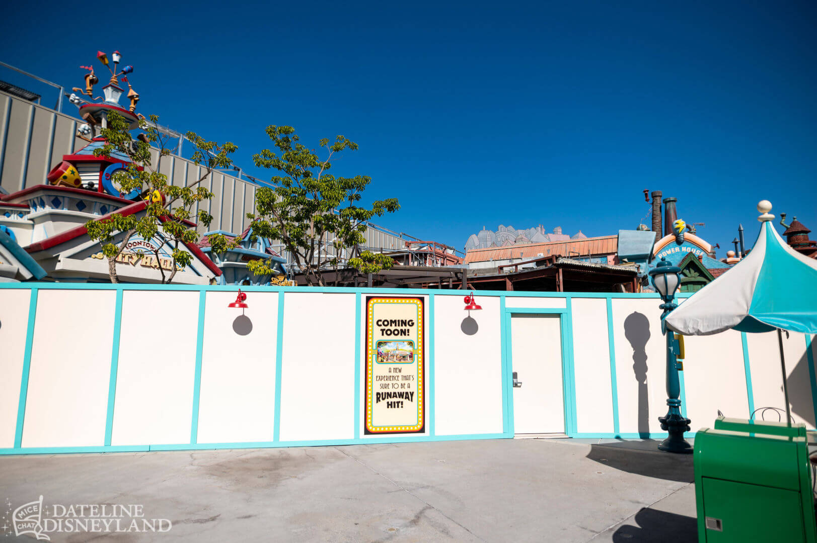 , Dateline Disneyland: Jessica Rabbit covers up as Lightning Lane moves in at Disneyland
