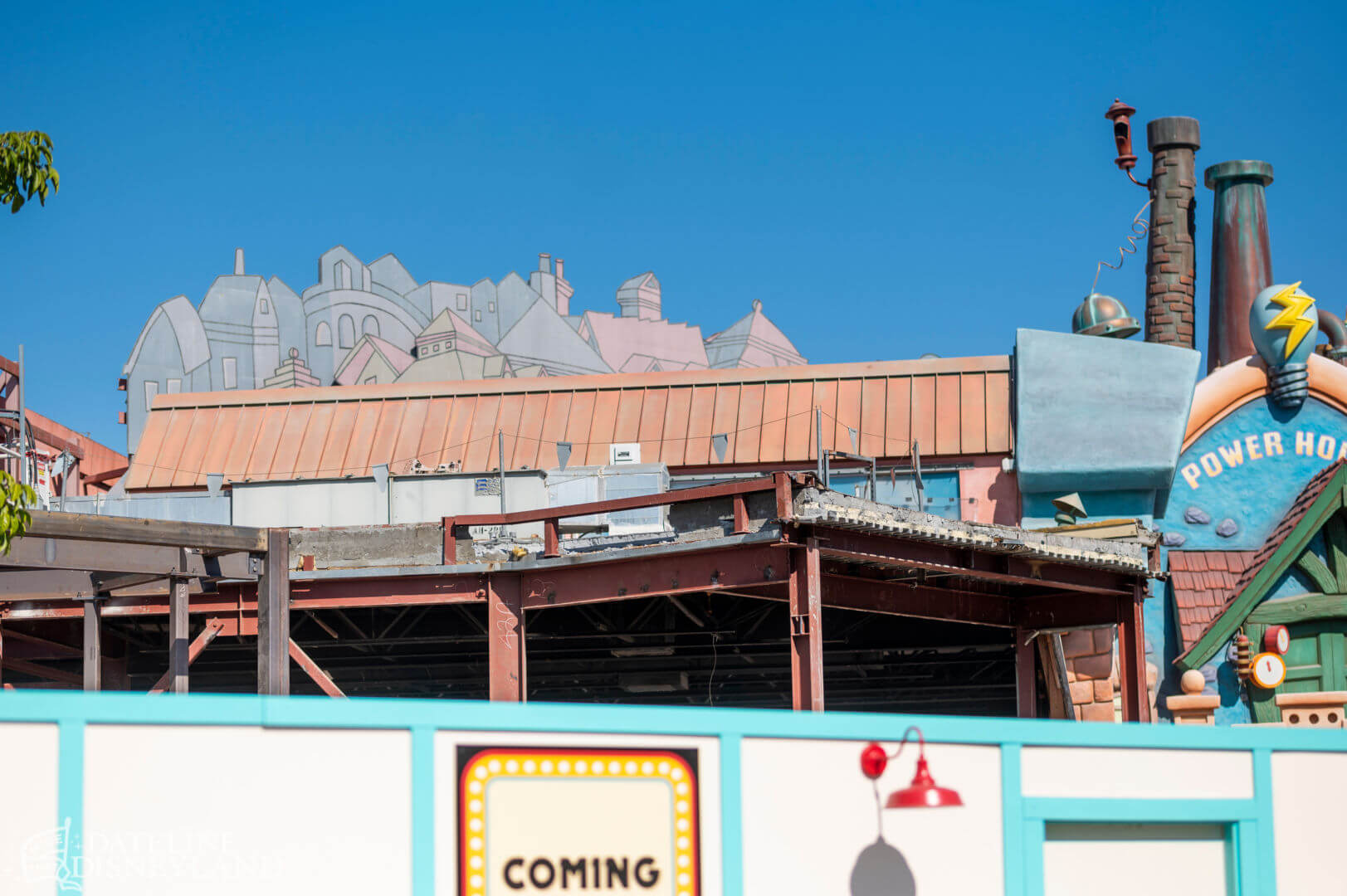 , Dateline Disneyland: Jessica Rabbit covers up as Lightning Lane moves in at Disneyland