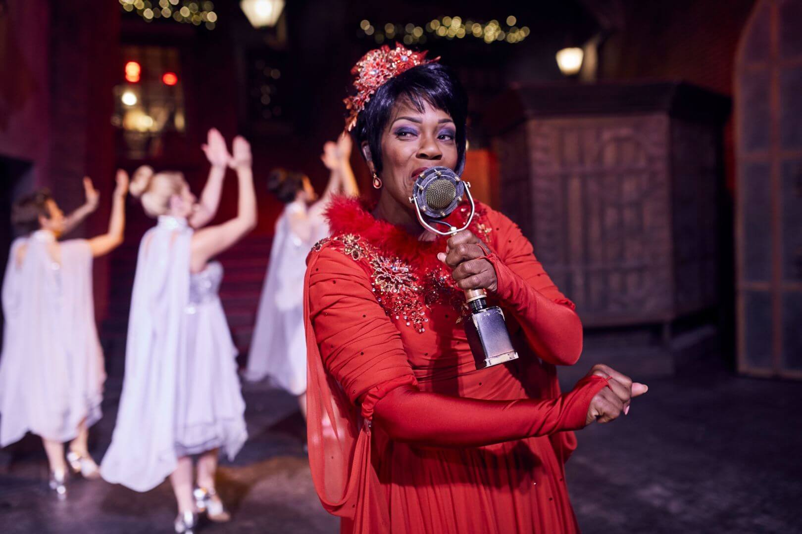 , Christmas is Coming to Universal Orlando Resort
