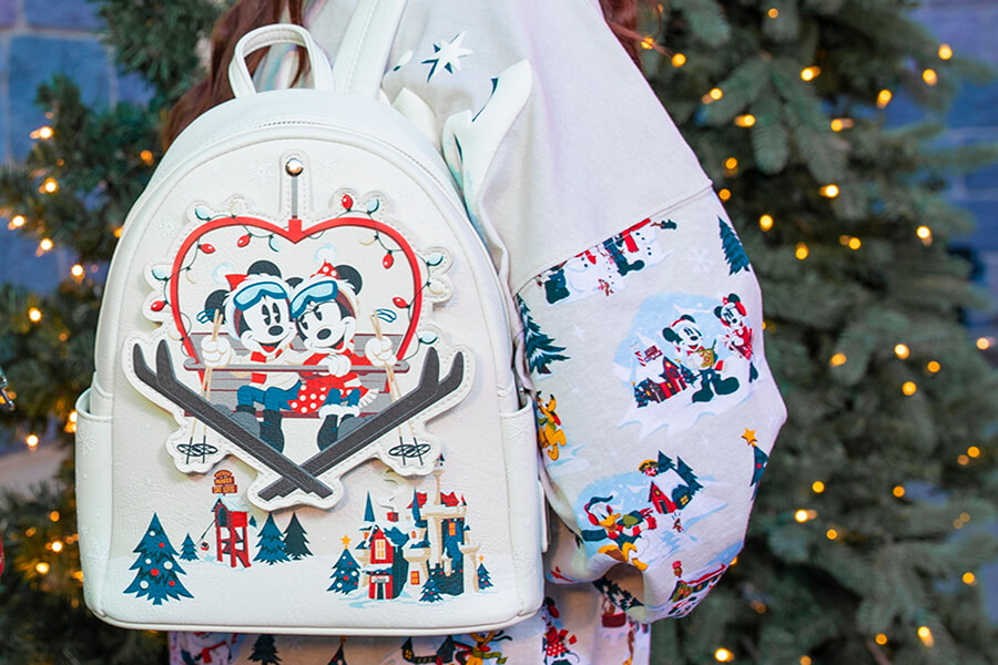 , The Christmas Hype Begins – 2021 Disneyland Holiday Merchandise Preview