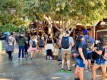 Disney California Adventure Pacific Wharf Mobile Order Standby long line-micechat