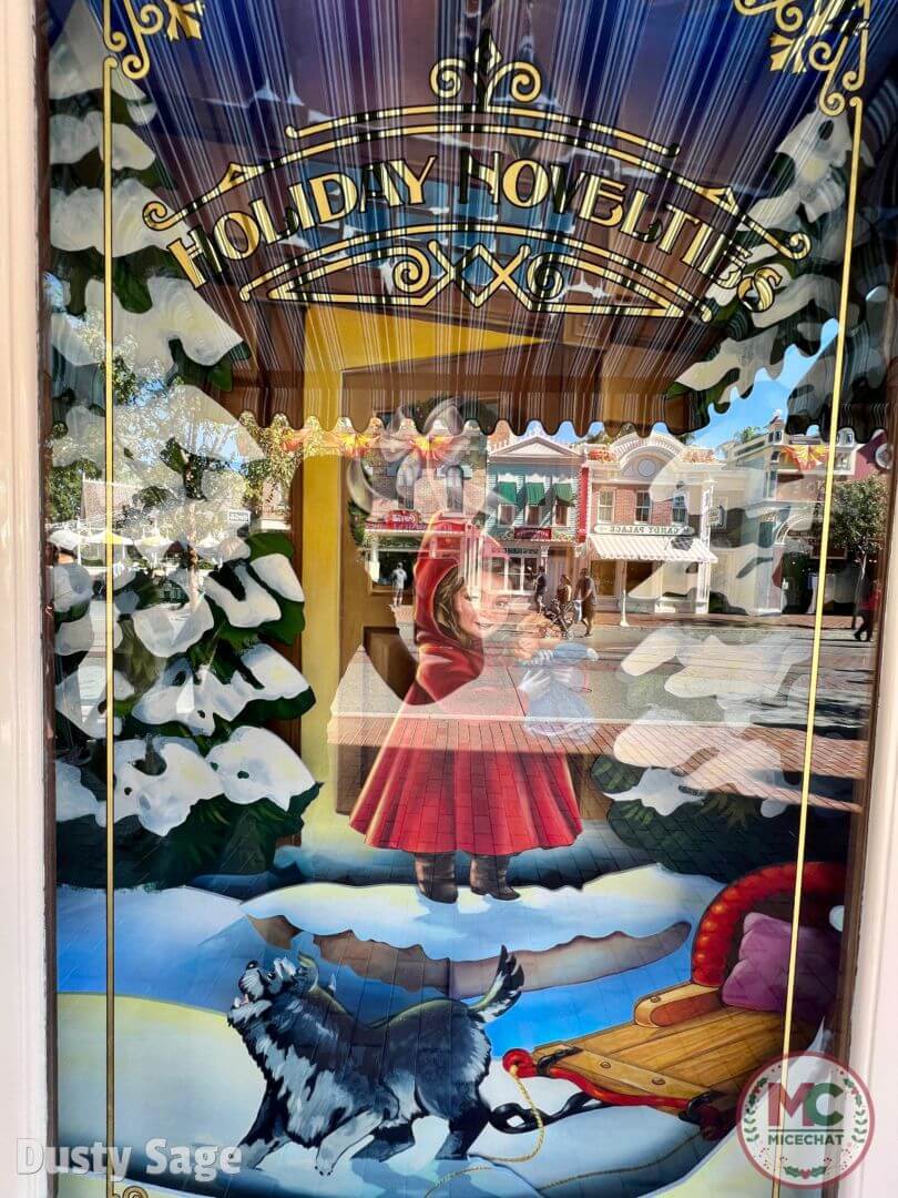 Plaza Point Holiday Shoppe, FIRST LOOK: Plaza Point Holiday Shoppe NOW OPEN at Disneyland