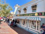 Disneyland-Christmas-Plaza-Point-33