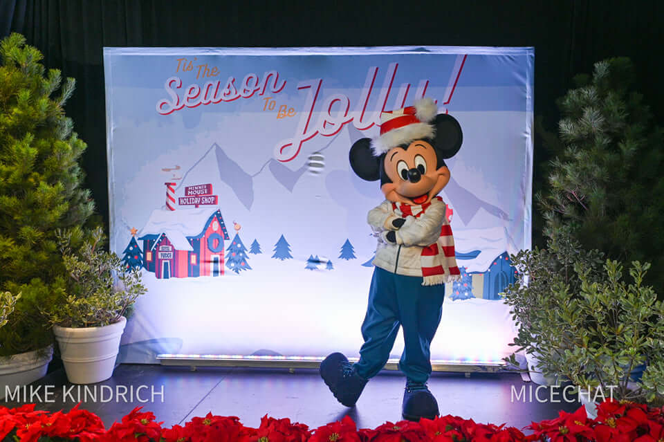 , The Christmas Hype Begins &#8211; 2021 Disneyland Holiday Merchandise Preview