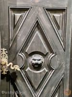 Disneyland Muppet Hauted Mansion Door closeup-micechat
