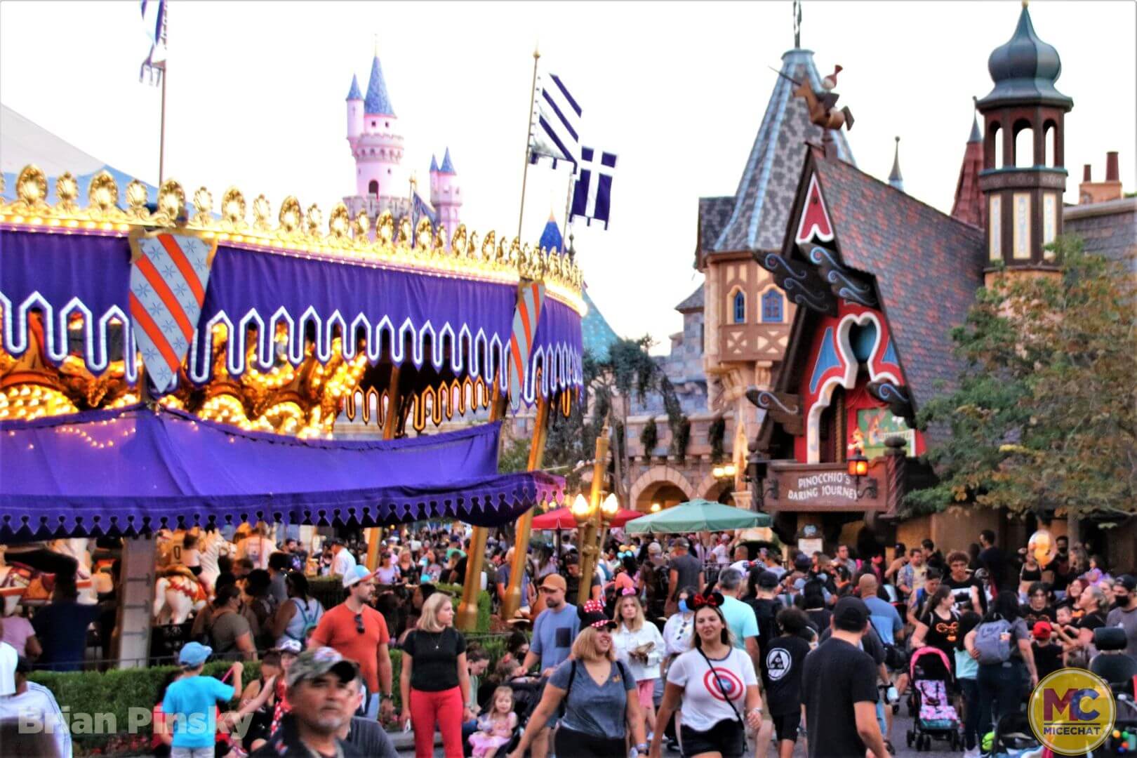 , Disneyland Update: Happy Hauntings and Magic Keys Clogged