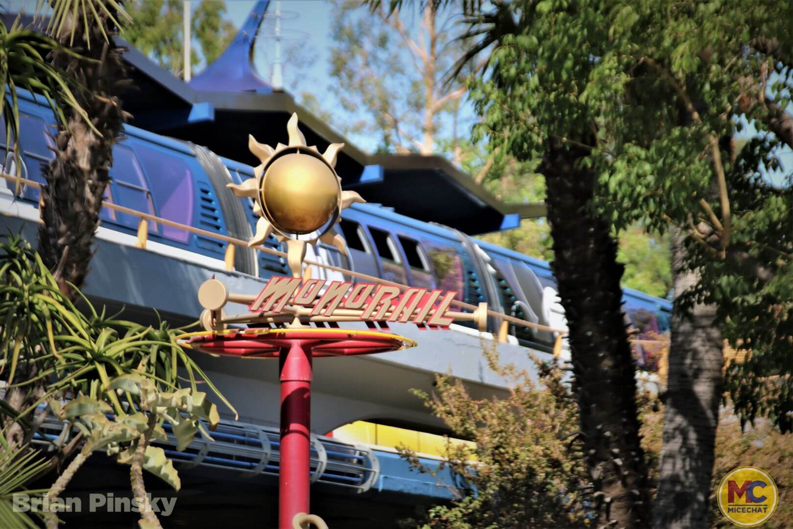 , Disneyland Update: Happy Hauntings and Magic Keys Clogged