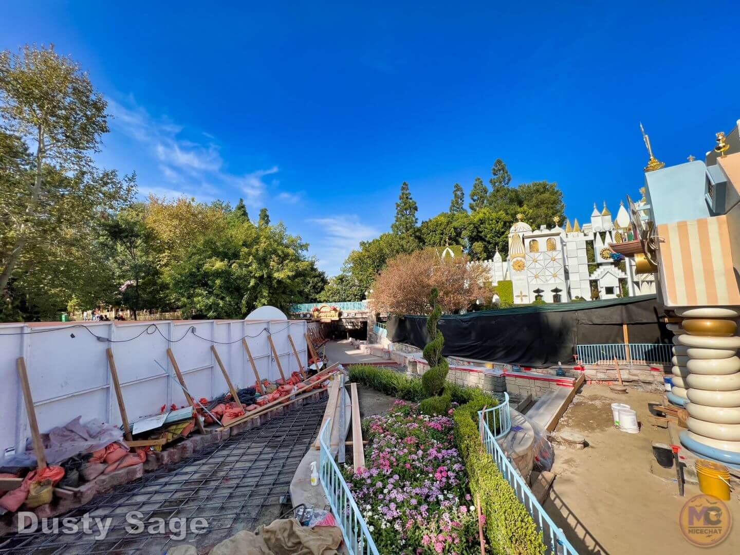 , Big Disneyland Update &#8211; Tram Return, Prices Up, Dream Key Out, Holidays Collide &#038; More!!!