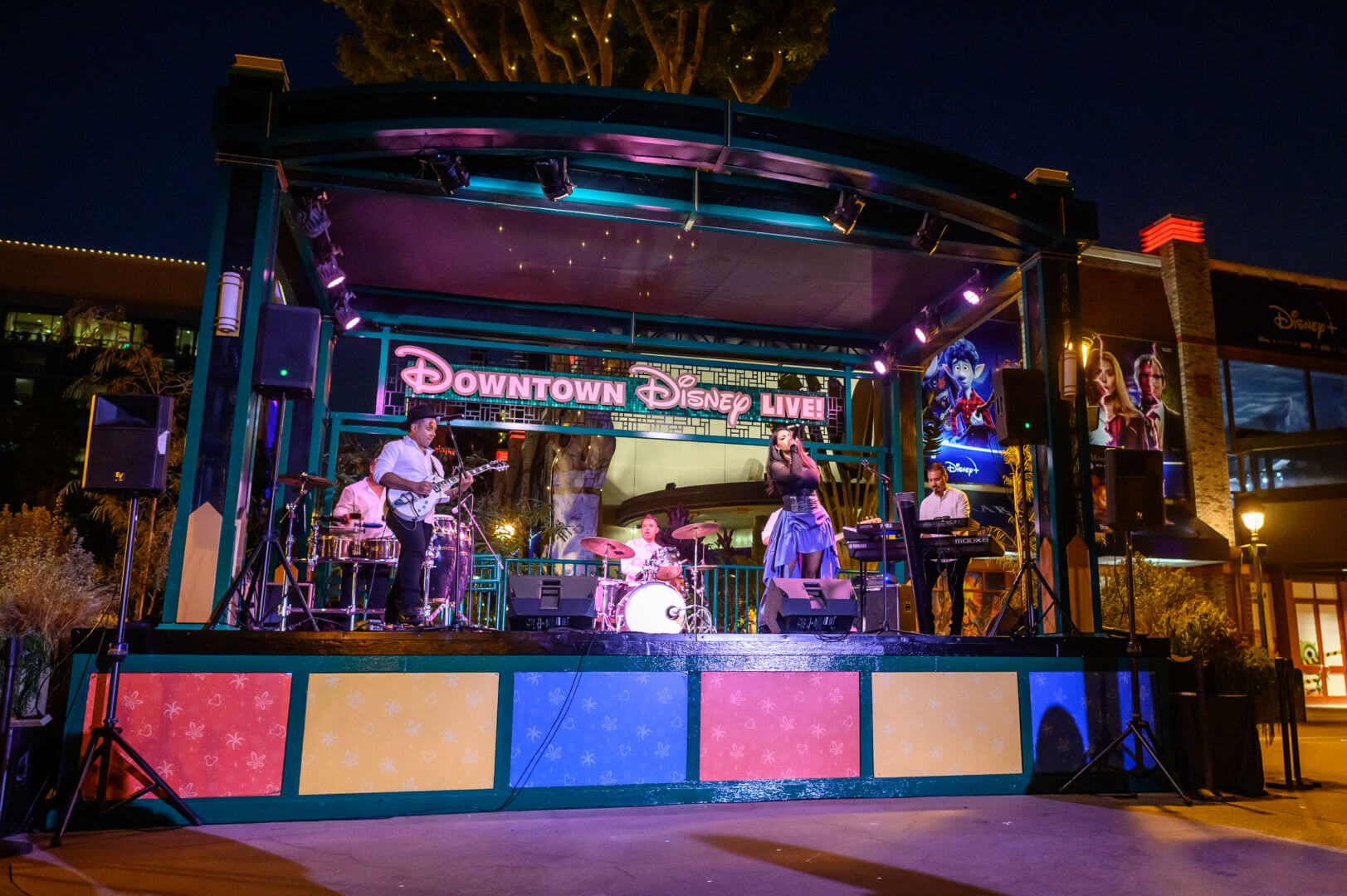 , Disneyland Update: Happy Hauntings and Magic Keys Clogged