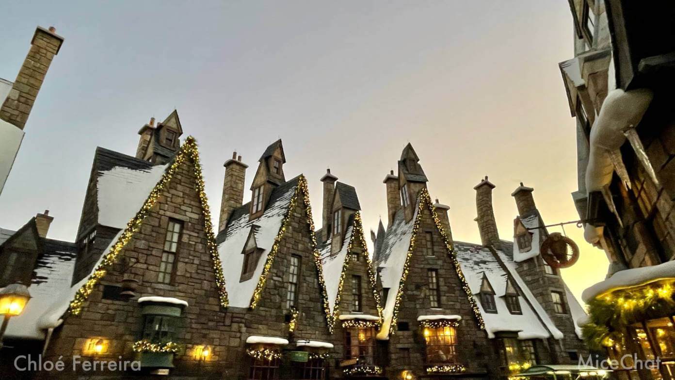 , Christmas is Coming to Universal Orlando Resort