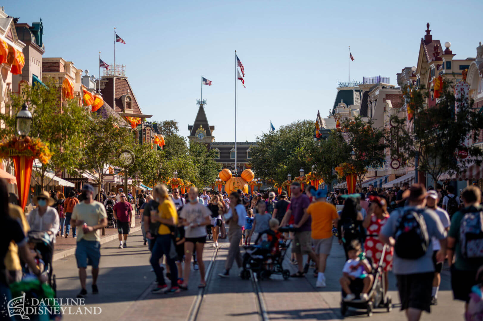 , Dateline Disneyland: Monorails Glide, Trams Stay Parked, Magic Keys Fail to Unlock