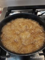 Walt Disney World Epcot Karamell Kuche Caramel Corn MiceChat boiling