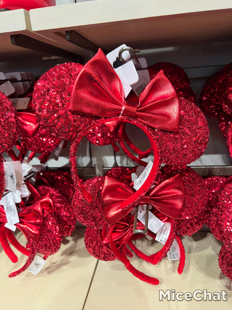 , UPDATED! Disneyland Holiday Merchandise Guide 2021