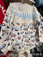 disneyland-downtown-disney-world-of-disney-holiday-merchandise-2021-spirit-jersey-snow-back
