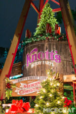 026_Knotts_Merry_Farm_Decorations