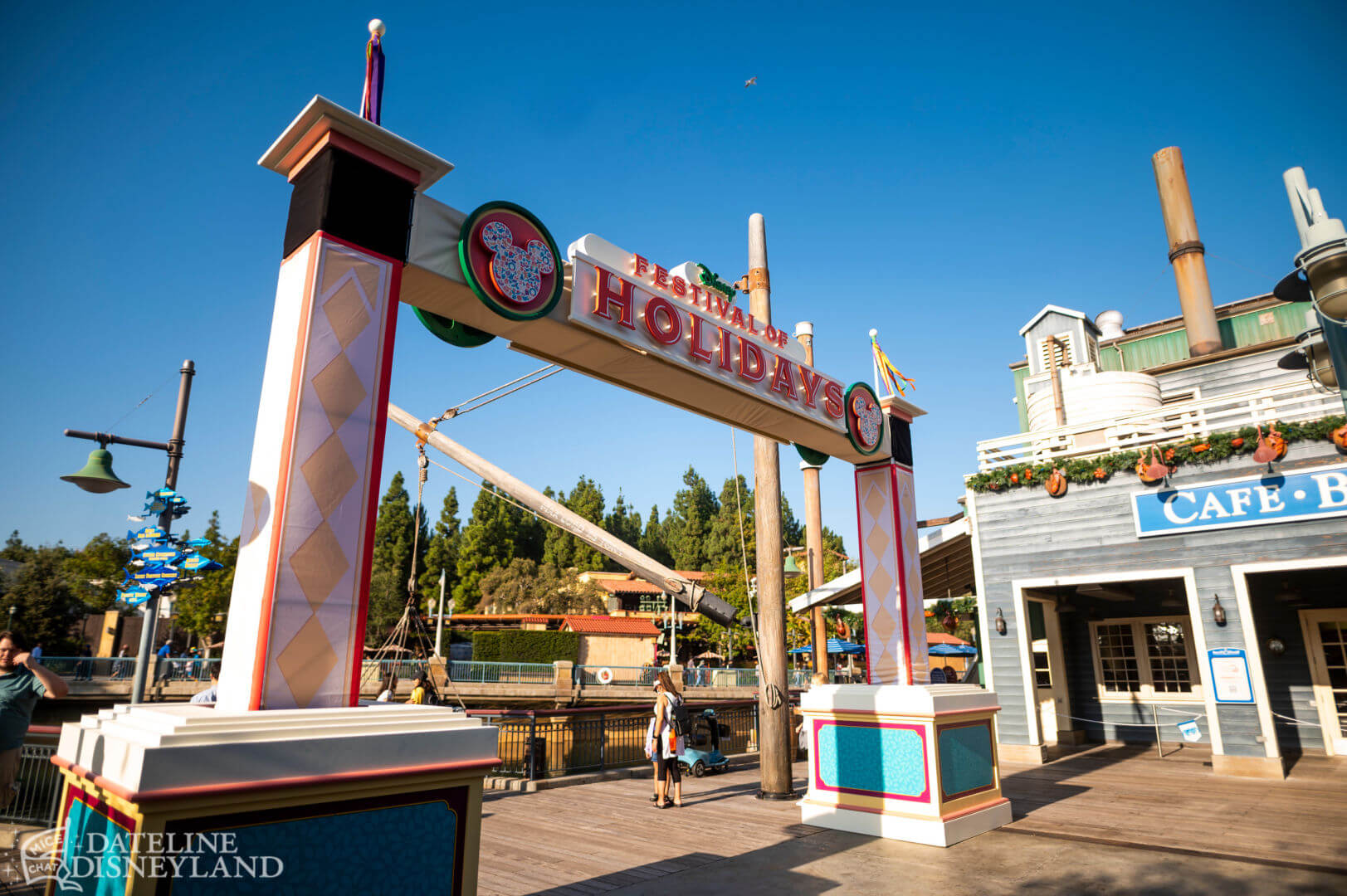 , Dateline Disneyland: Holidays take shape, Eternals suit up, Magic Keys Sputter