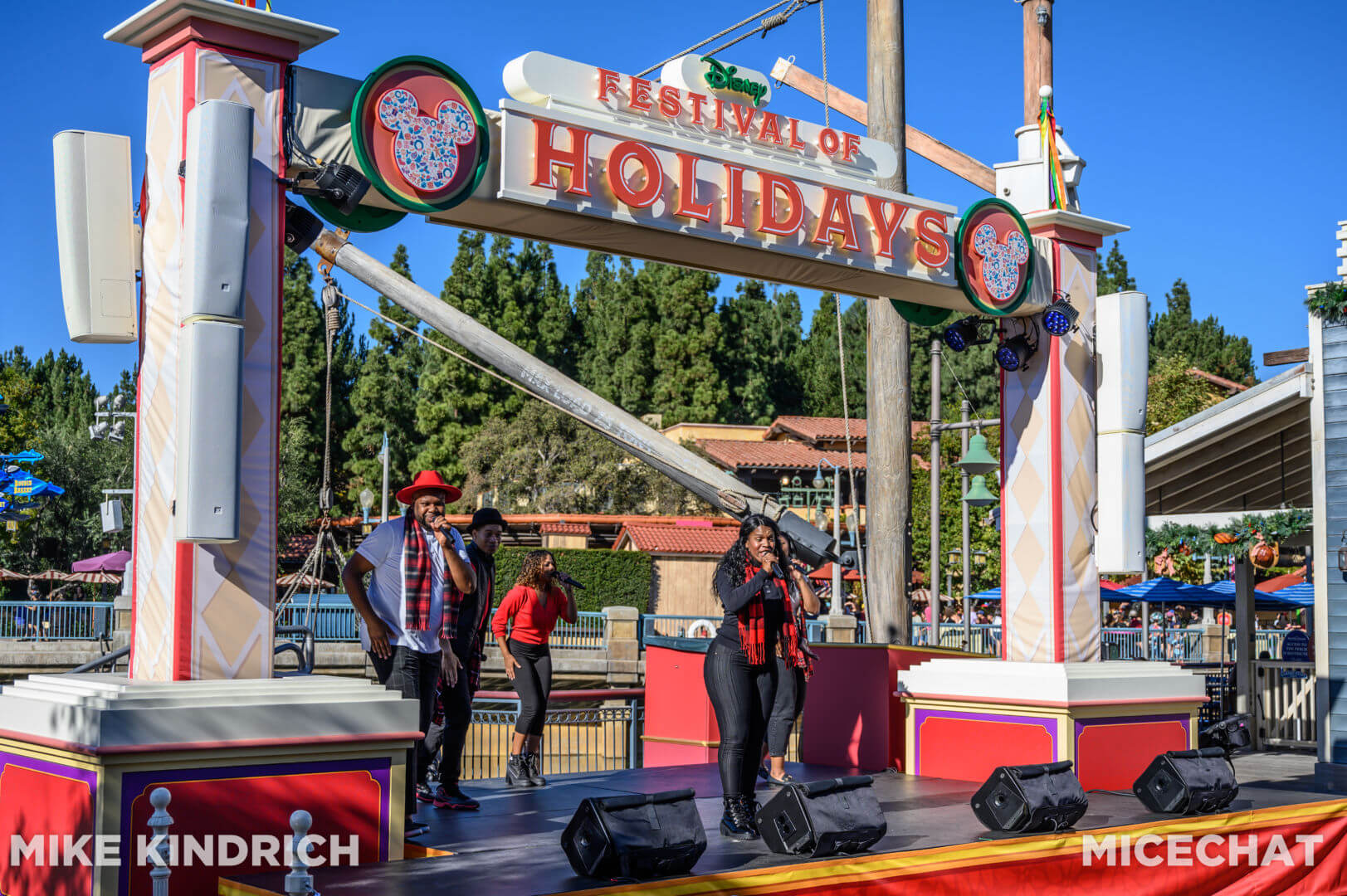 Disneyland Holiday, Merry and Bright, with Plenty of Delight: Your Guide to Disneyland&#8217;s 2023 Winter Season