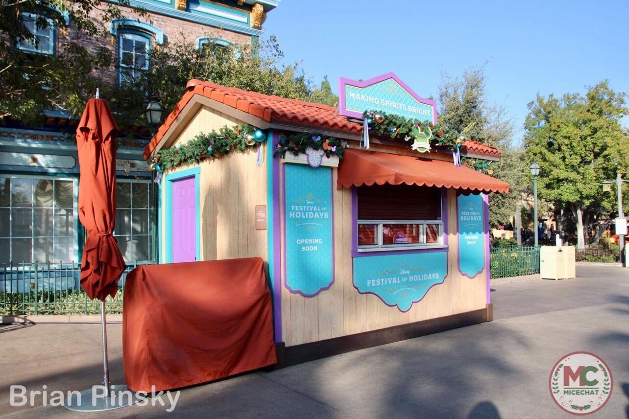 , UPDATED! Disneyland Resort 2021 Holiday Food &#038; Festival Guide