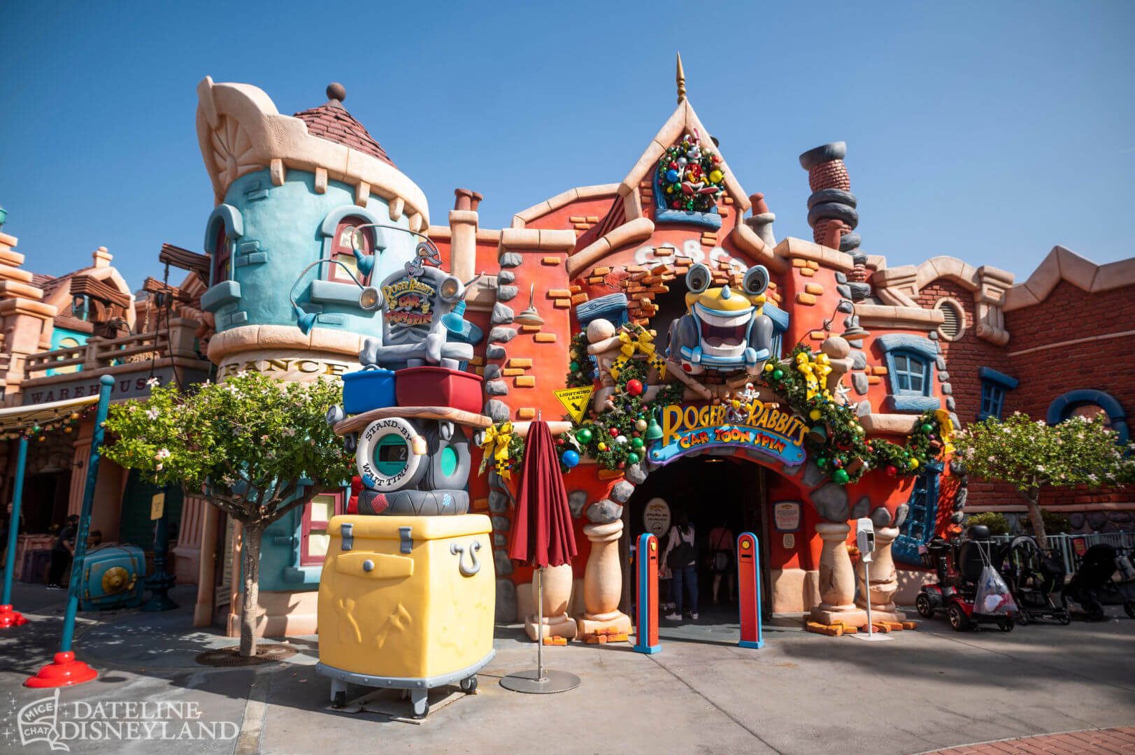 , Dateline Disneyland: Holidays take shape, Eternals suit up, Magic Keys Sputter
