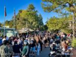 Disneyland crowds Big Thunder Trail 2-micechat
