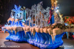 Disneyland_Fantasyland_It’s a Small World_A Christmas Fantasy Parade -1-15
