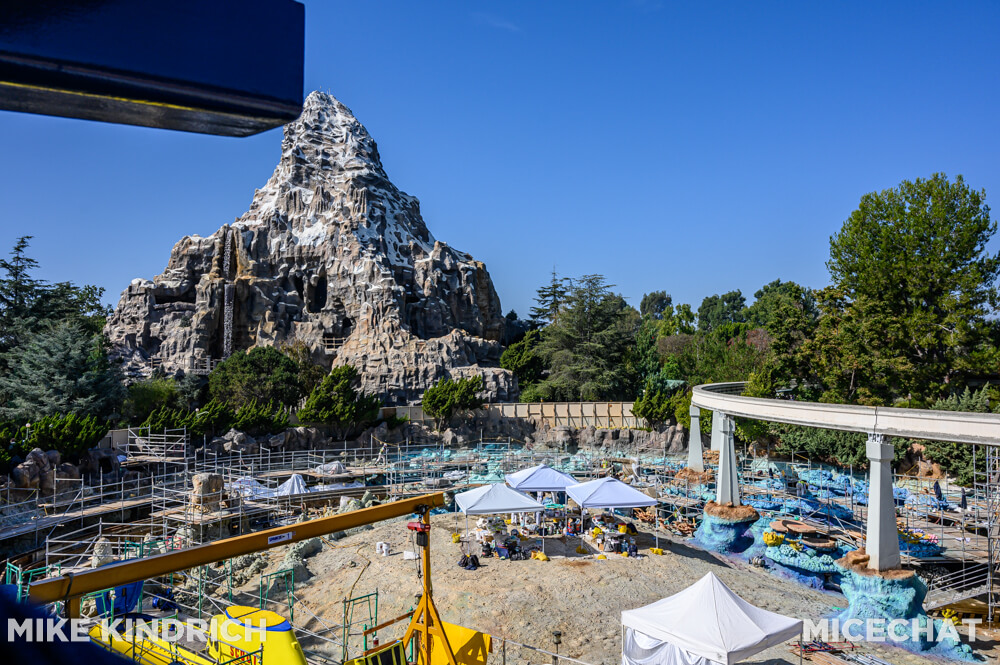 , Dateline Disneyland: Holidays take shape, Eternals suit up, Magic Keys Sputter