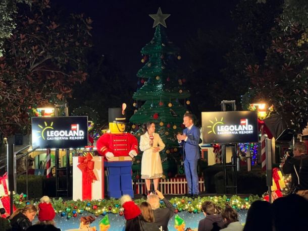 , LEGOLAND California Christmas Tree Lighting 2021