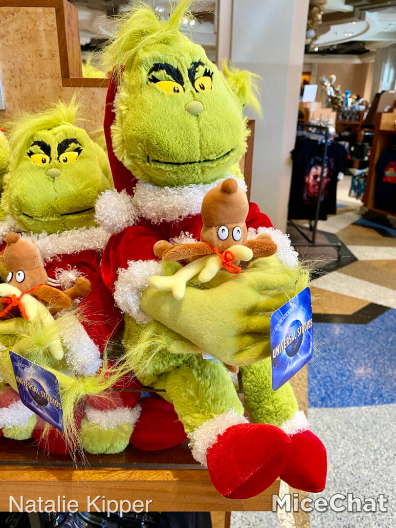 , Universal Studios Hollywood Merchandise Update: Ho, Ho, Hollywood!