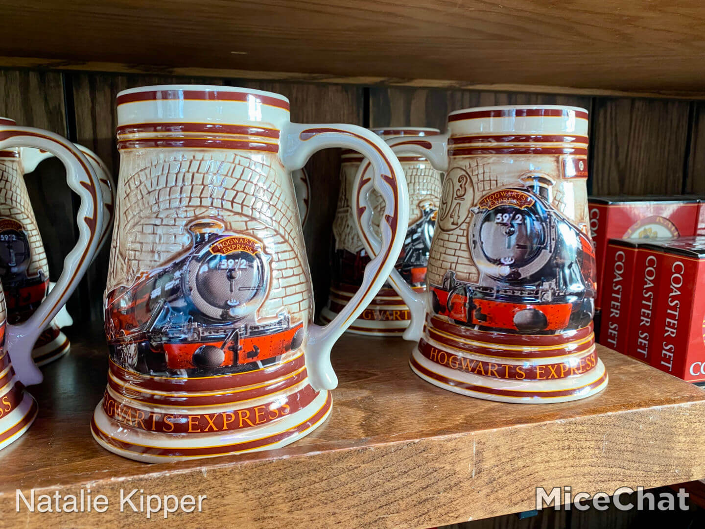 , Universal Studios Hollywood Merchandise Update: Ho, Ho, Hollywood!