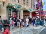 Disney California Adventure crowds Hollywood Blvd Award Weiners Line-micechat
