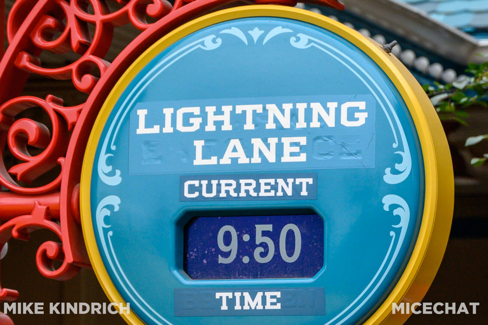, Disneyland Update: Genie’s Dramatic Debut, Entertainment Excitement, and Holiday Hoopla