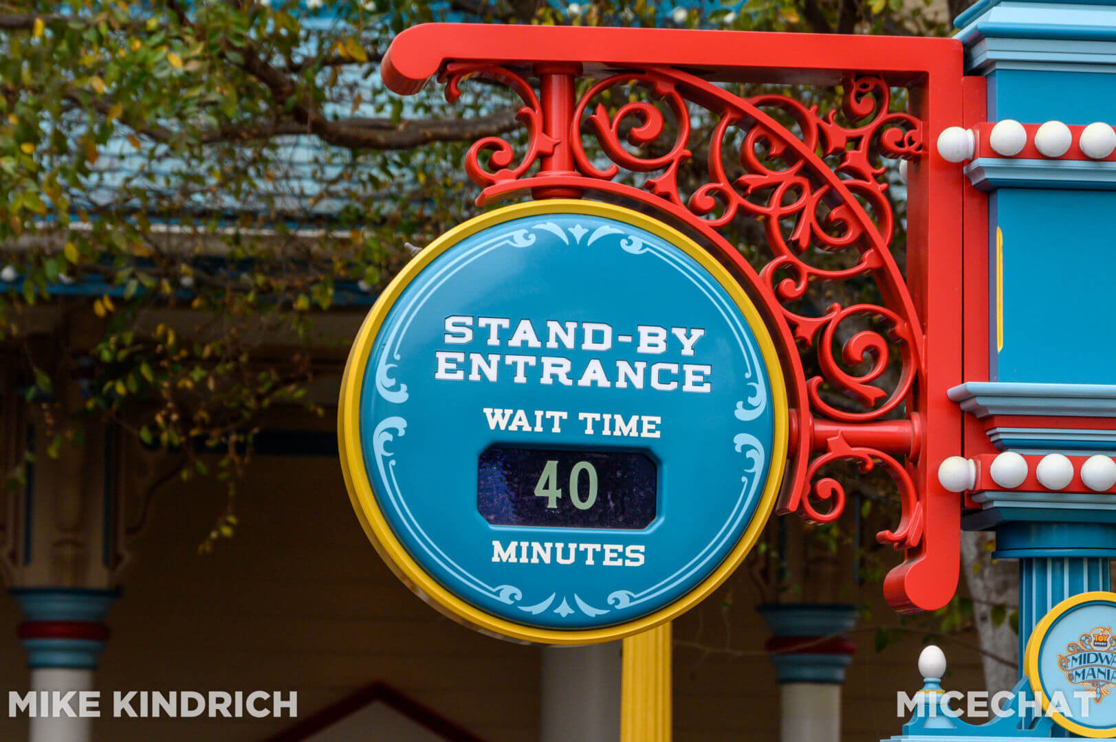 , Disneyland Update: Genie’s Dramatic Debut, Entertainment Excitement, and Holiday Hoopla