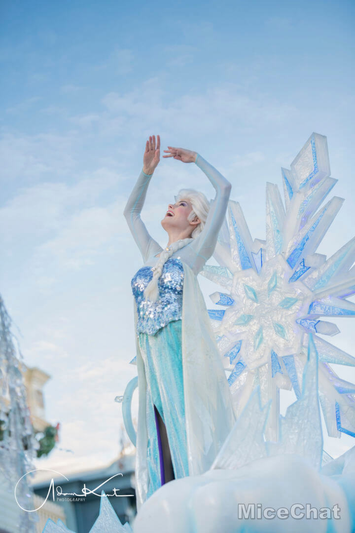 Disneyland Christmas, Merry Christmas From Disneyland: These Are A Few Of Our Favorite Things…
