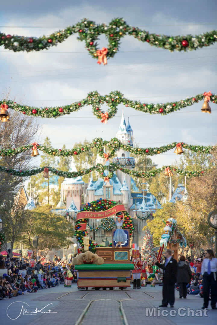 Disneyland Holiday, Merry and Bright, with Plenty of Delight: Your Guide to Disneyland&#8217;s 2023 Winter Season