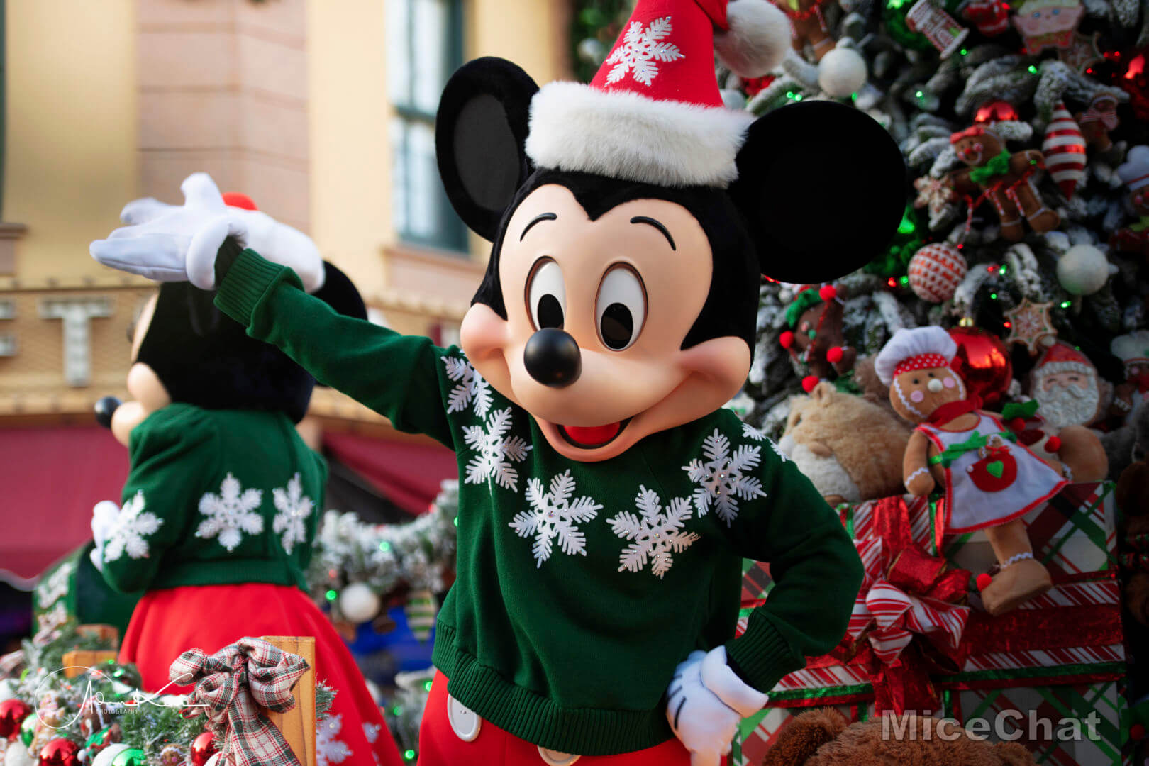 Disneyland Holiday, Merry and Bright, with Plenty of Delight: Your Guide to Disneyland&#8217;s 2023 Winter Season