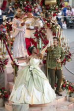 Disneyland Christmas Main Street Parade Tiana-micechat