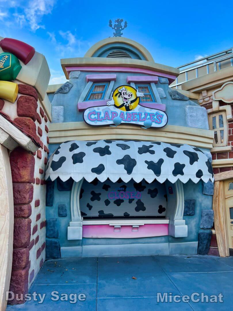 , DISNEYLAND UPDATE!  Christmas Out, Prices Up, and Changes Ahead