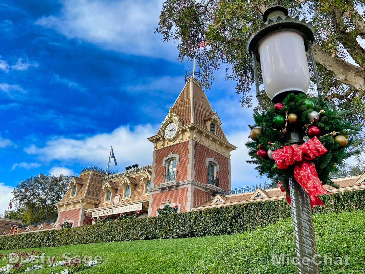 , DISNEYLAND UPDATE!  Christmas Out, Prices Up, and Changes Ahead