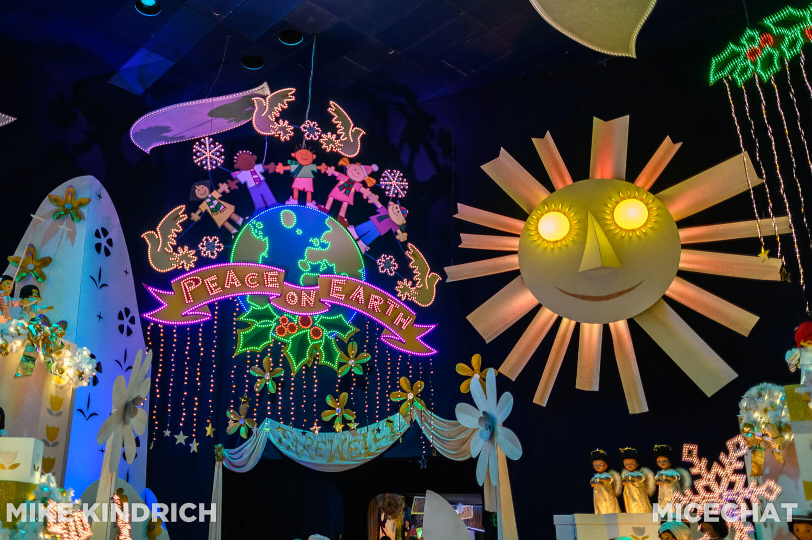 , Disneyland Update: Genie’s Dramatic Debut, Entertainment Excitement, and Holiday Hoopla