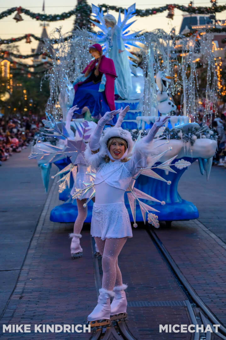 , Disneyland Update: Magic Key Lawsuit, Zany Maynard Fun, and Ho Ho Ho