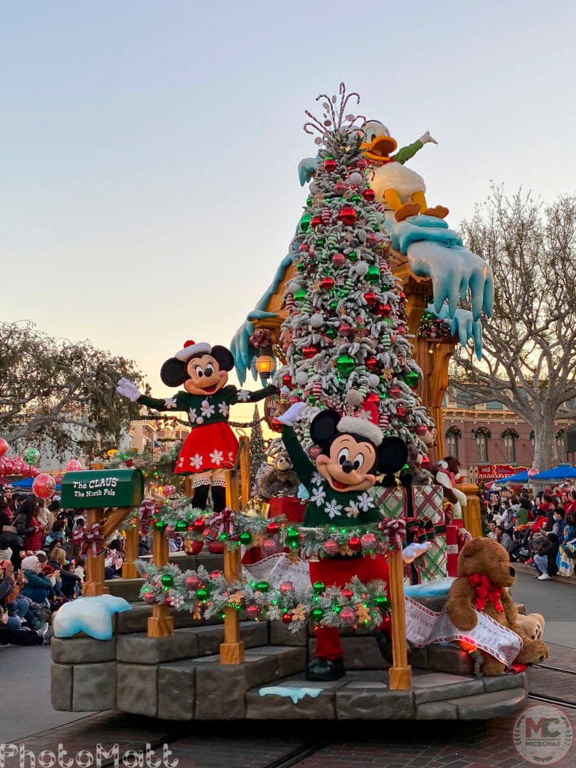, Disneyland Update: Magic Key Lawsuit, Zany Maynard Fun, and Ho Ho Ho