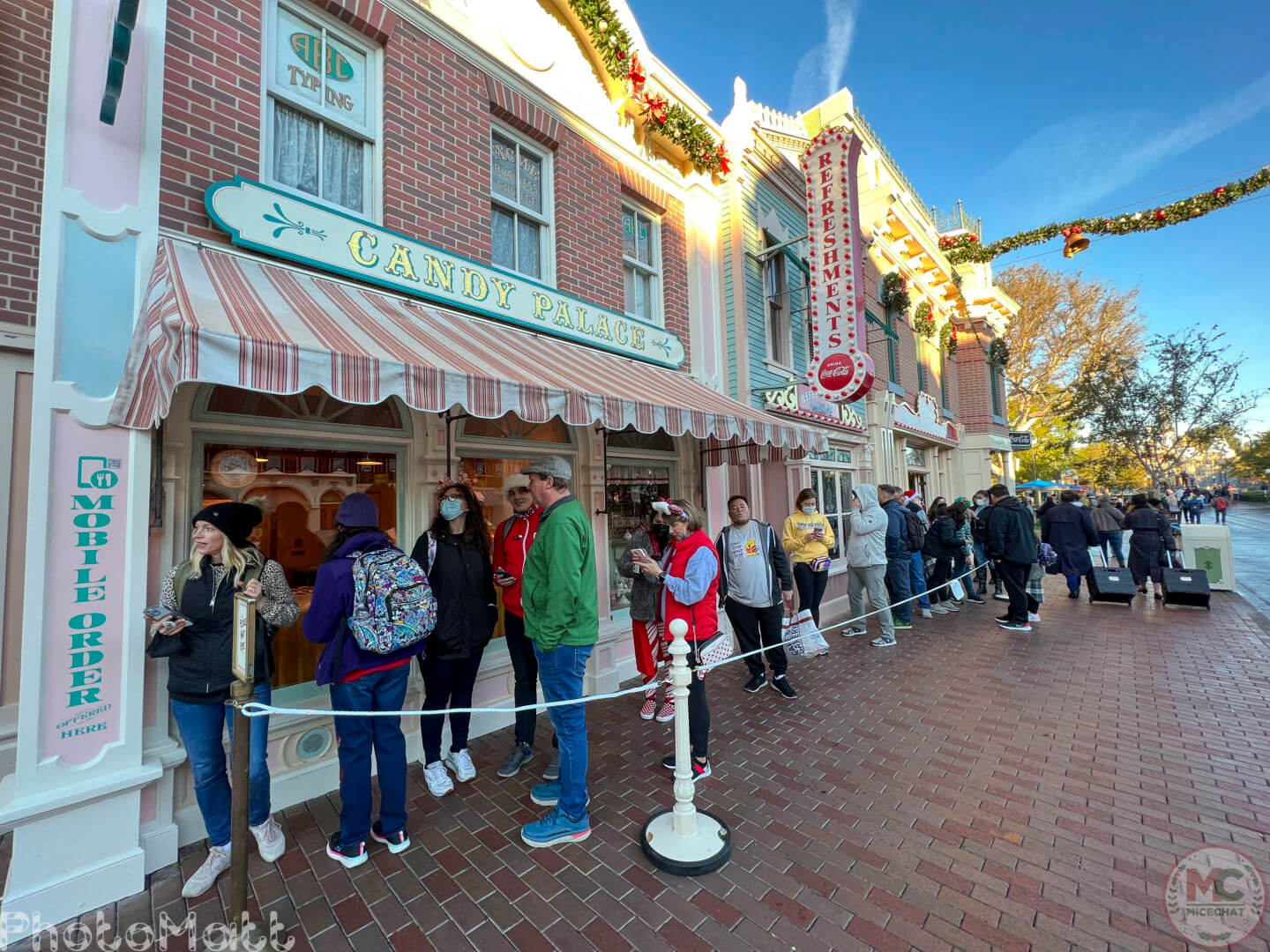 , Disneyland Update: Magic Key Lawsuit, Zany Maynard Fun, and Ho Ho Ho