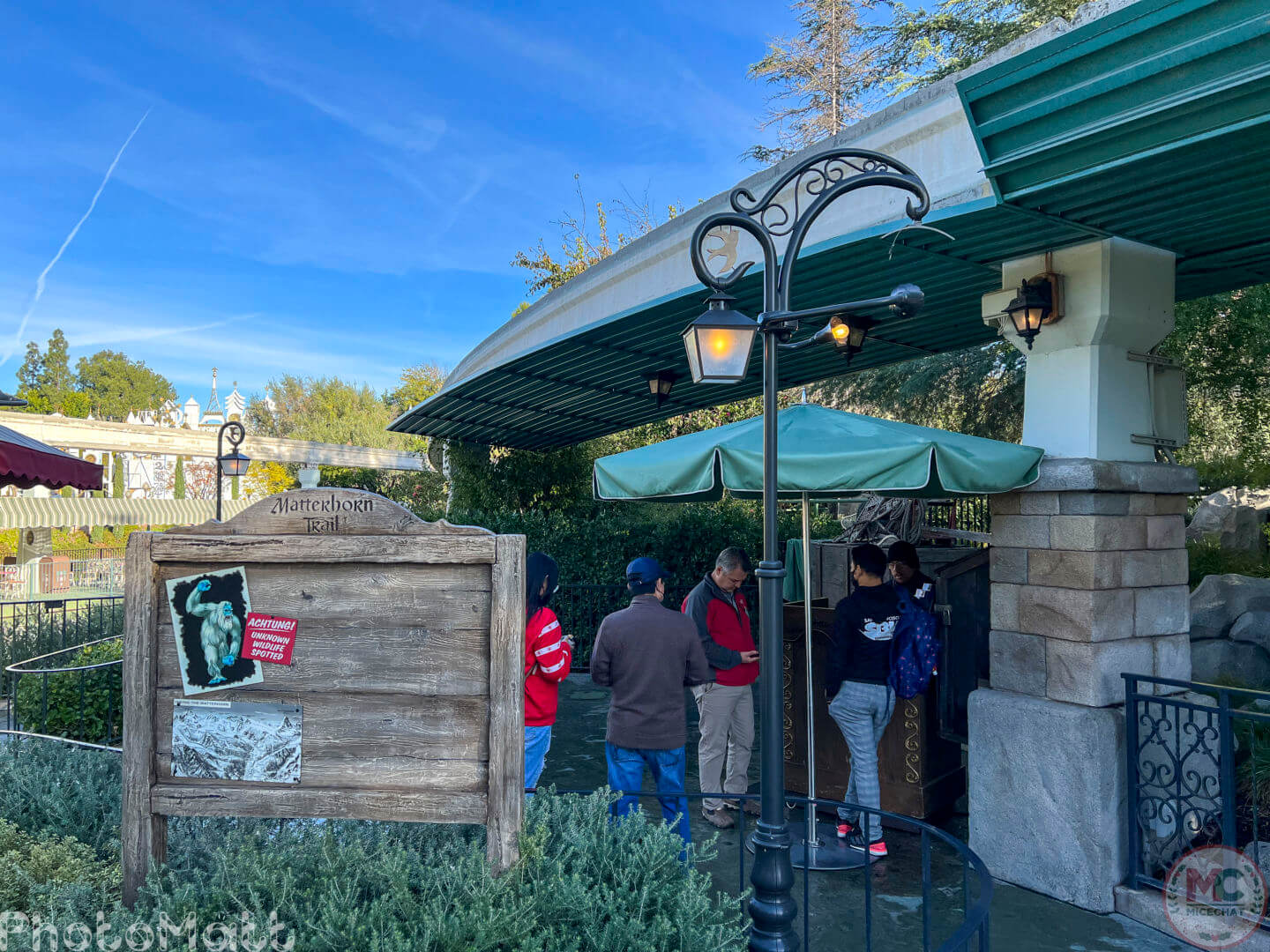 , Disneyland Update: Magic Key Lawsuit, Zany Maynard Fun, and Ho Ho Ho
