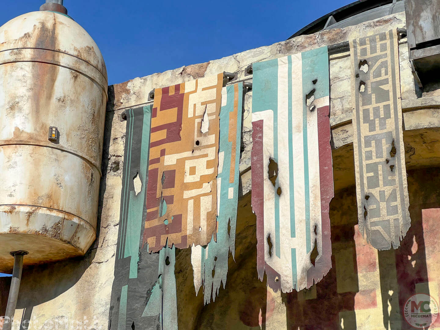 , Disneyland Update: Magic Key Lawsuit, Zany Maynard Fun, and Ho Ho Ho