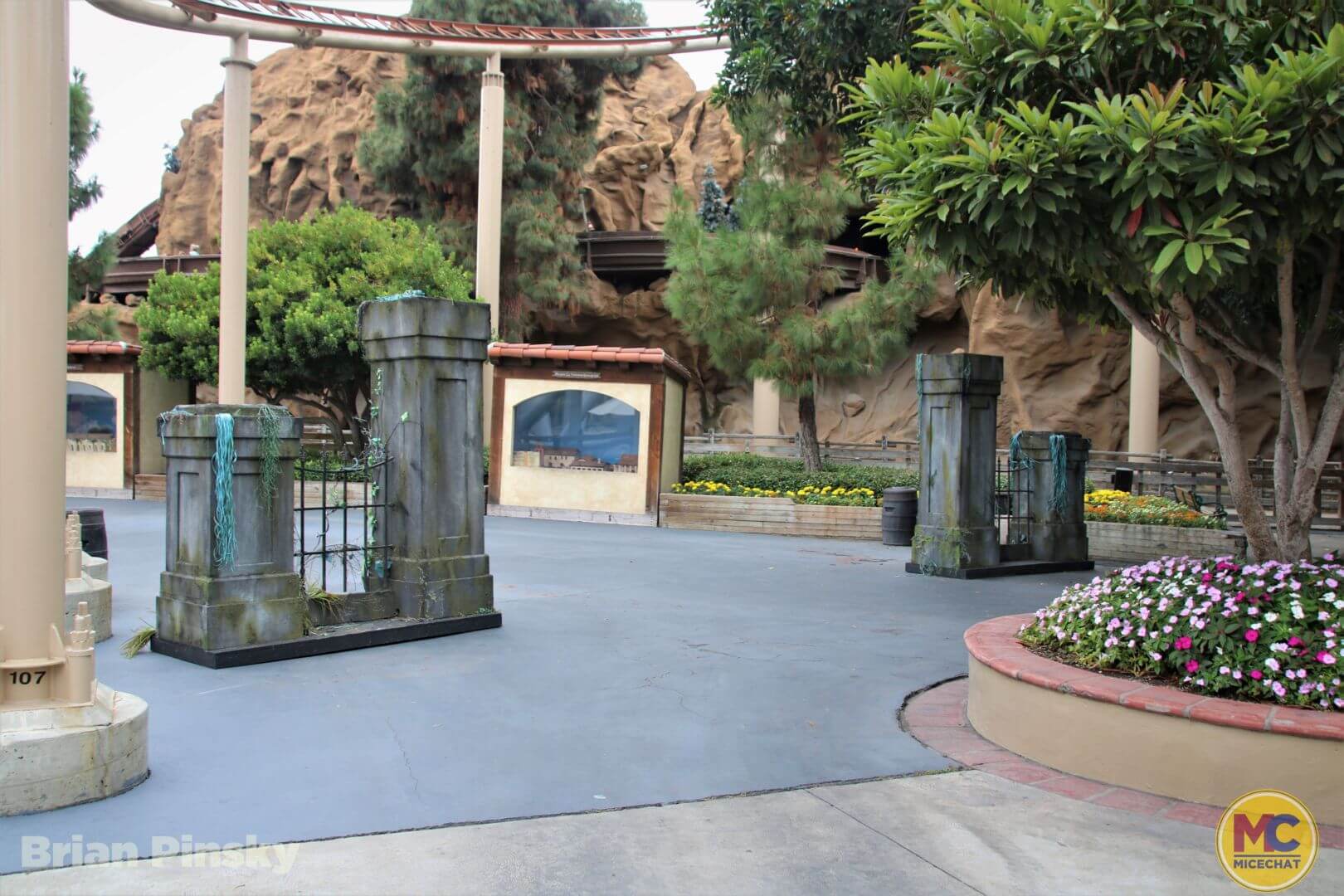 , Knott’s Berry Farm Update: Season’s Screamings