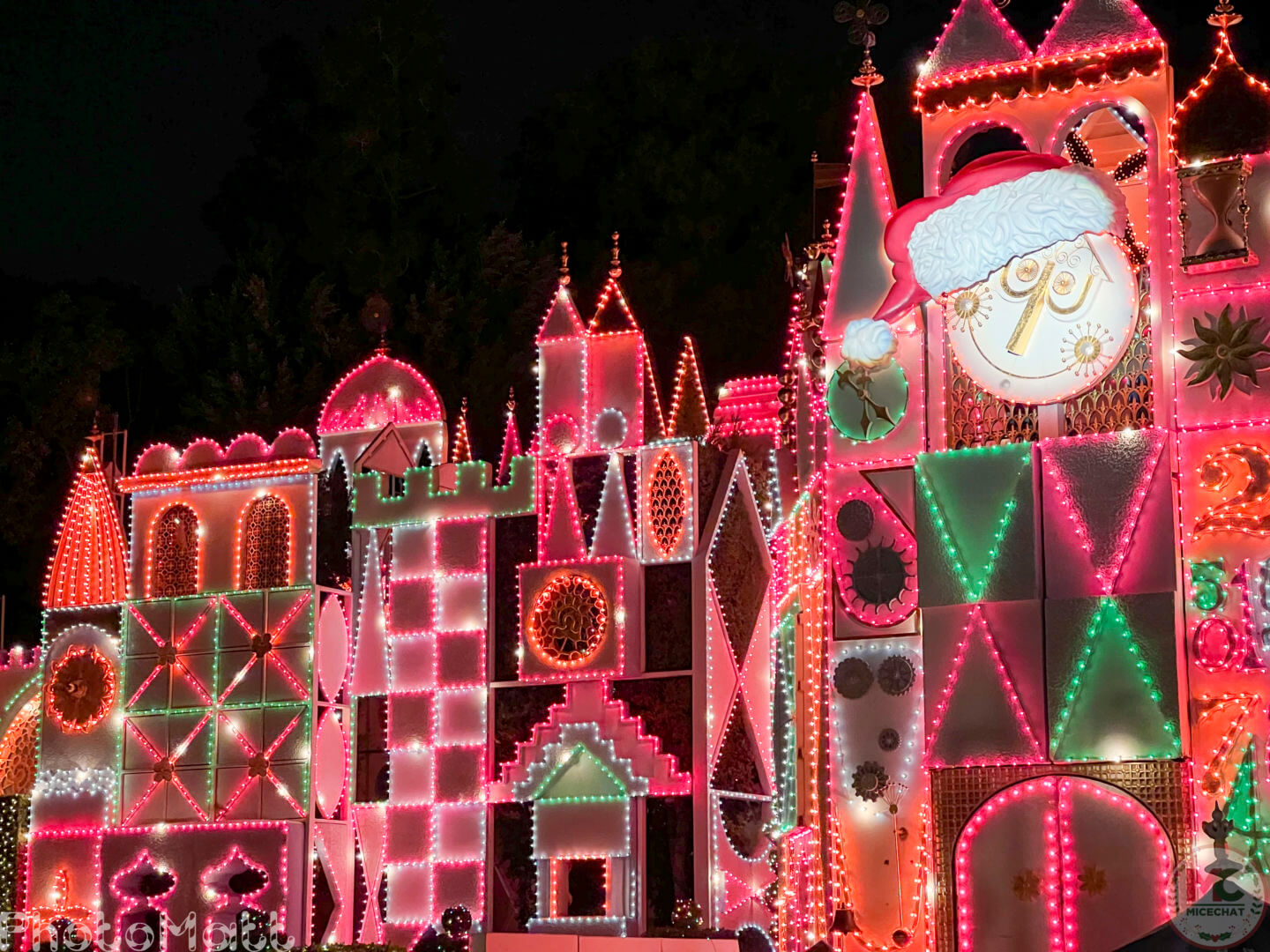 , Disneyland Update: Magic Key Lawsuit, Zany Maynard Fun, and Ho Ho Ho