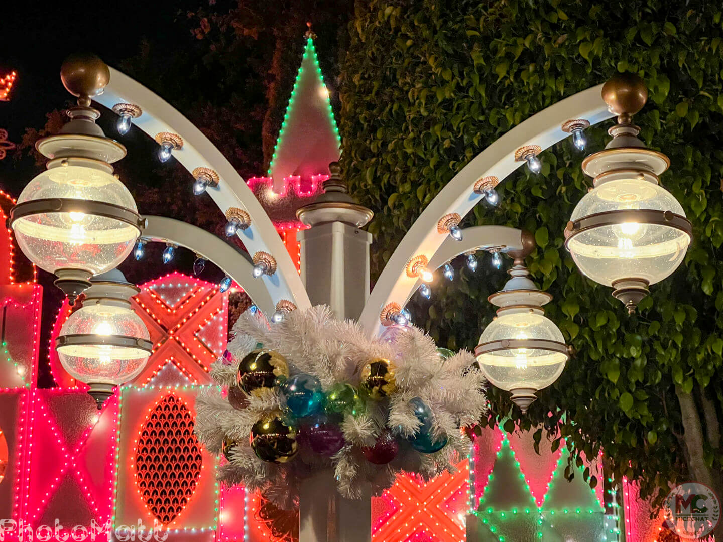 , Disneyland Update: Magic Key Lawsuit, Zany Maynard Fun, and Ho Ho Ho